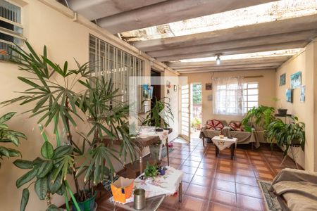 Casa à venda com 152m², 3 quartos e 2 vagasQuintal Coberto