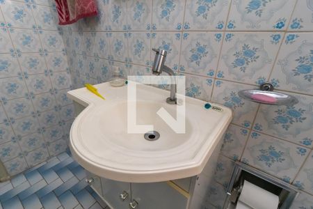 Casa à venda com 152m², 3 quartos e 2 vagasBanheiro