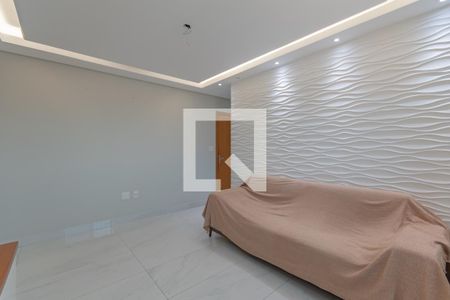 Sala de apartamento para alugar com 2 quartos, 80m² em Santa Terezinha, Belo Horizonte