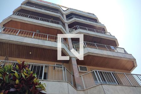 Apartamento à venda com 79m², 2 quartos e 2 vagas Apartamento à venda com 79m², 2 quartos e 2 vagasFachada