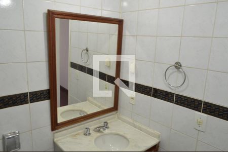 Apartamento à venda com 79m², 2 quartos e 2 vagas Apartamento à venda com 79m², 2 quartos e 2 vagasBanheiro