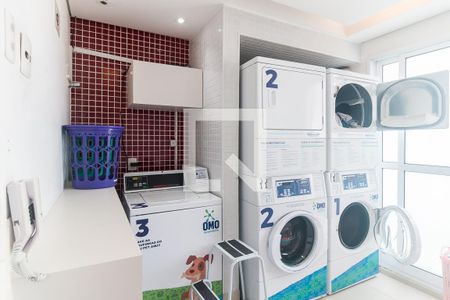 Apartamento para alugar com 74m², 2 quartos e 1 vaga Apartamento para alugar com 74m², 2 quartos e 1 vagaLavanderia