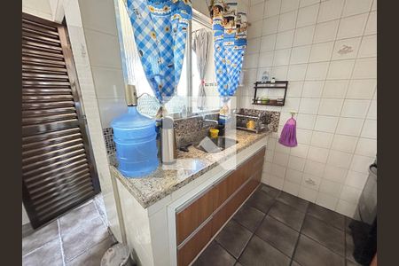 Casa à venda com 317m², 3 quartos e 3 vagasCozinha