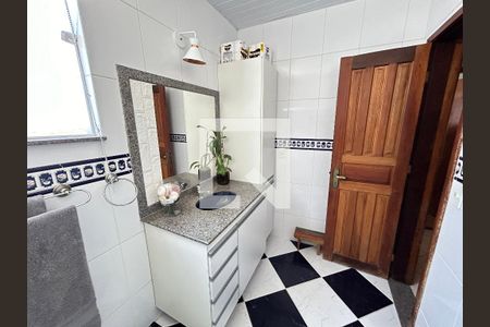 Casa à venda com 317m², 3 quartos e 3 vagasBanheiro 1