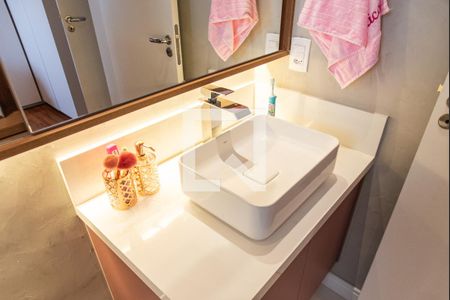 Apartamento à venda com 112m², 3 quartos e 3 vagas Apartamento à venda com 112m², 3 quartos e 3 vagasBanheiro da suíte 1