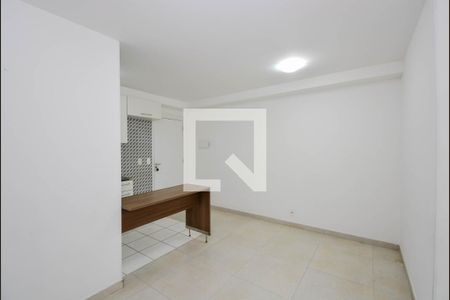 Sala de apartamento à venda com 3 quartos, 81m² em Jardim Las Vegas, Guarulhos