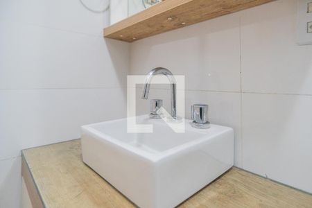 Casa para alugar com 140m², 2 quartos e 2 vagasBanheiro Social