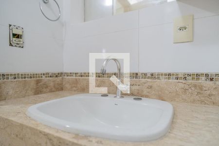 Casa para alugar com 140m², 2 quartos e 2 vagasBanheiro da Suíte