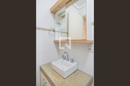 Casa para alugar com 140m², 2 quartos e 2 vagasBanheiro Social