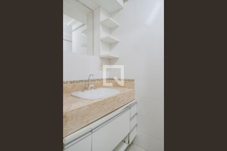 Casa para alugar com 140m², 2 quartos e 2 vagasBanheiro da Suíte