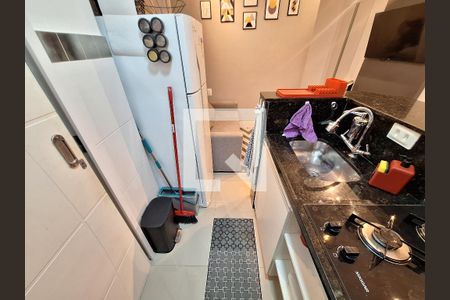 Cozinha  de apartamento à venda com 1 quarto, 25m² em Centro, Rio de Janeiro