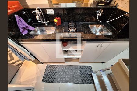 Cozinha  de apartamento à venda com 1 quarto, 25m² em Centro, Rio de Janeiro