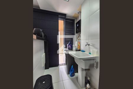 Apartamento à venda com 92m², 3 quartos e 2 vagas Apartamento à venda com 92m², 3 quartos e 2 vagasÁrea de Serviço