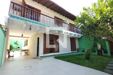 Casa de condomínio à venda com 290m², 4 quartos e 2 vagasFachada