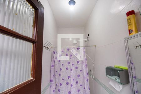 Casa de condomínio à venda com 290m², 4 quartos e 2 vagasÁrea comum - Banheiro