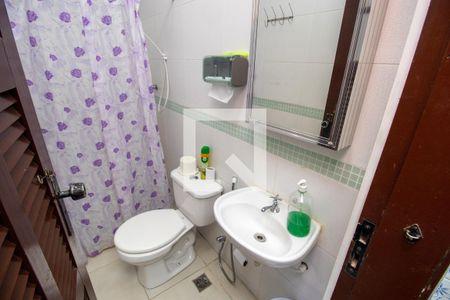 Casa de condomínio à venda com 290m², 4 quartos e 2 vagasÁrea comum - Banheiro