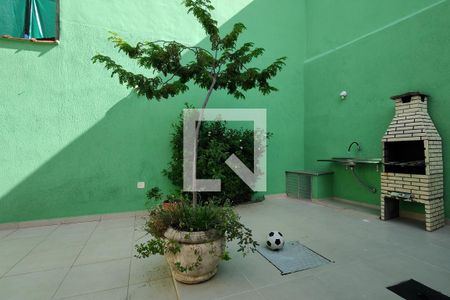 Casa de condomínio à venda com 290m², 4 quartos e 2 vagasQuintal