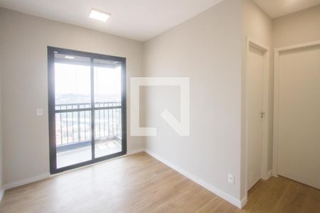 Sala de apartamento para alugar com 2 quartos, 40m² em Parque Maria Helena, São Paulo