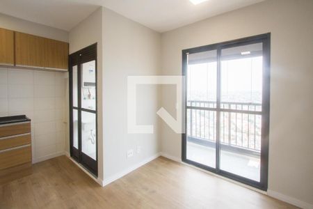 Sala de apartamento para alugar com 2 quartos, 40m² em Parque Maria Helena, São Paulo