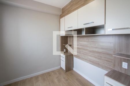 Quarto 2 de apartamento para alugar com 2 quartos, 40m² em Parque Maria Helena, São Paulo