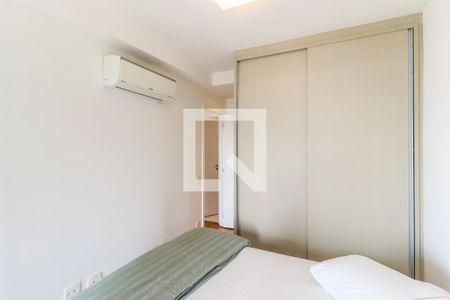 Suíte de apartamento para alugar com 2 quartos, 64m² em Brooklin Paulista, São Paulo