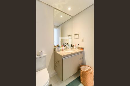 Banheiro da Suíte de apartamento para alugar com 2 quartos, 64m² em Brooklin Paulista, São Paulo