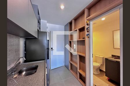 Studio para alugar com 25m², 0 quarto e sem vaga Studio para alugar com 25m², 0 quarto e sem vagaCozinha