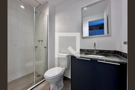 Studio para alugar com 25m², 0 quarto e sem vaga Studio para alugar com 25m², 0 quarto e sem vagaBanheiro