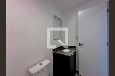 Studio para alugar com 25m², 0 quarto e sem vaga Studio para alugar com 25m², 0 quarto e sem vagaBanheiro