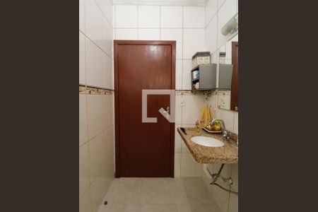 Casa à venda com 84m², 2 quartos e 3 vagasBanheiro 2
