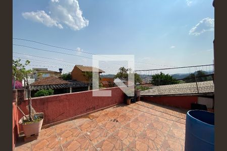 Casa à venda com 84m², 2 quartos e 3 vagasTerraço