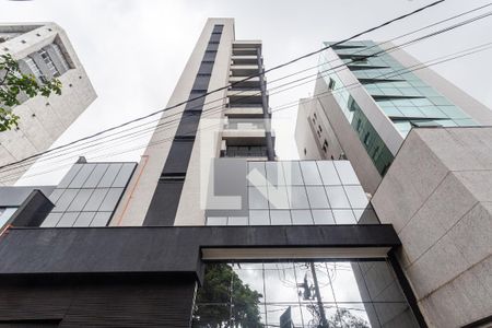 Apartamento à venda com 210m², 4 quartos e 4 vagasFachada