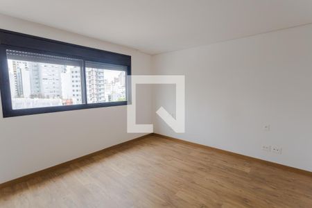 Apartamento à venda com 210m², 4 quartos e 4 vagasSuíte 1