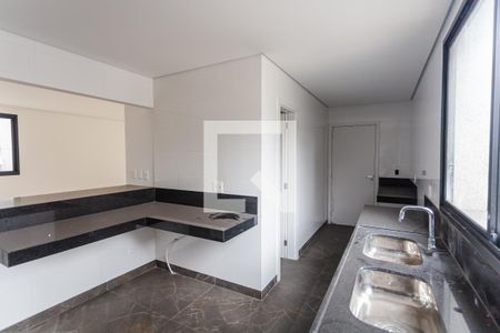Apartamento à venda com 210m², 4 quartos e 4 vagasCozinha