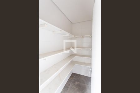 Apartamento à venda com 210m², 4 quartos e 4 vagasDespensa da Cozinha