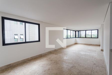 Apartamento à venda com 210m², 4 quartos e 4 vagasSala
