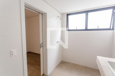 Apartamento à venda com 210m², 4 quartos e 4 vagasBanheiro da Suíte 1