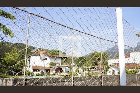 Casa de condomínio à venda com 235m², 4 quartos e 2 vagasVaranda - sótão