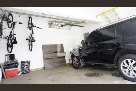 Casa de condomínio à venda com 235m², 4 quartos e 2 vagasGaragem