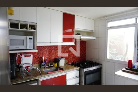 Casa de condomínio à venda com 235m², 4 quartos e 2 vagasCozinha