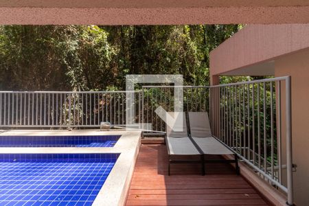 Apartamento à venda com 34m², 1 quarto e sem vagaÁrea comum - Piscina