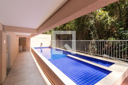 Apartamento à venda com 34m², 1 quarto e sem vagaÁrea comum - Piscina