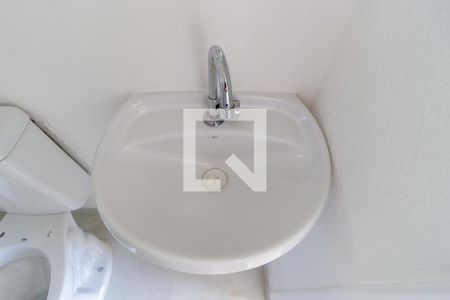 Apartamento à venda com 60m², 2 quartos e sem vagaDetalhe - Banheiro