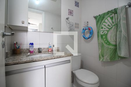 Apartamento à venda com 73m², 2 quartos e 1 vagaQuarto 2 - Banheiro da Suíte