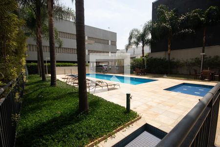Apartamento à venda com 50m², 2 quartos e 1 vaga Apartamento à venda com 50m², 2 quartos e 1 vagaÁrea comum - Piscina