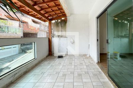 Casa à venda com 254m², 5 quartos e 2 vagasSacada - Casa 2