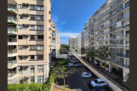 Apartamento à venda com 89m², 3 quartos e 1 vaga Apartamento à venda com 89m², 3 quartos e 1 vagaVaranda vista
