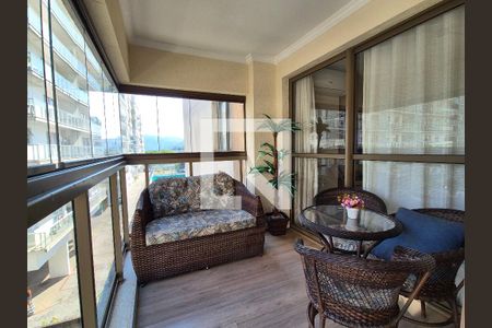 Apartamento à venda com 89m², 3 quartos e 1 vaga Apartamento à venda com 89m², 3 quartos e 1 vagaVaranda