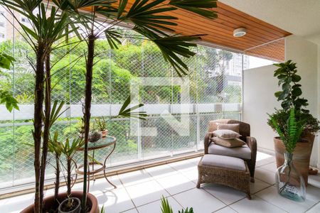 Varanda de apartamento à venda com 3 quartos, 132m² em Vila Andrade, São Paulo