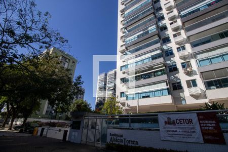 Apartamento para alugar com 82m², 3 quartos e 1 vagaFachada
